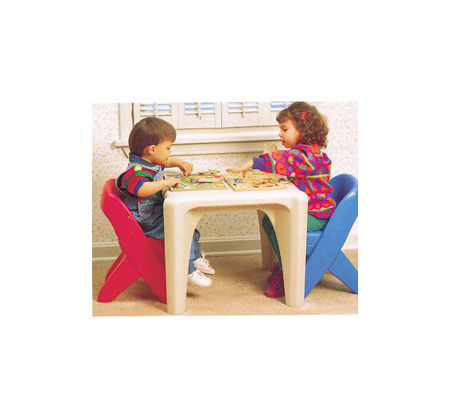 輕巧方形桌椅套裝